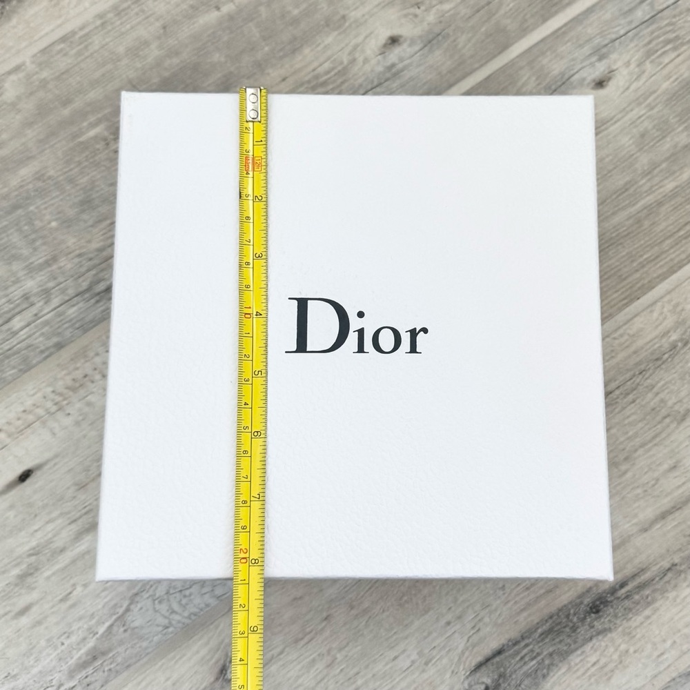 Dior White Storage Box #9 - Picture 5 of 6